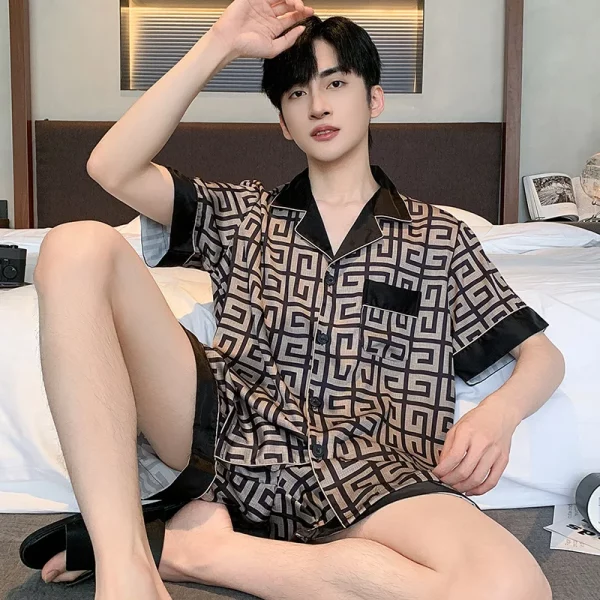남성용 아이스 실크 하이 퀄리티 잠옷 세트, 얇은 반팔, 시원한 새틴 잠옷, 세련된 잠옷 세트, 남성 라운지웨어, 소년 선물, 여름