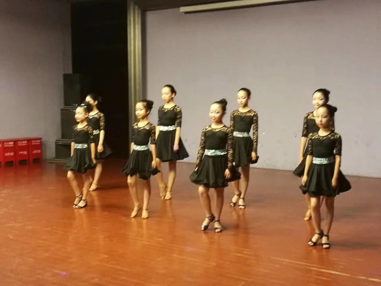 kf-S0ae15c941bbb485e88bfd9fcd72b429cN